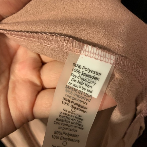 Donated Large pink suede vest - Picture 4 of 5